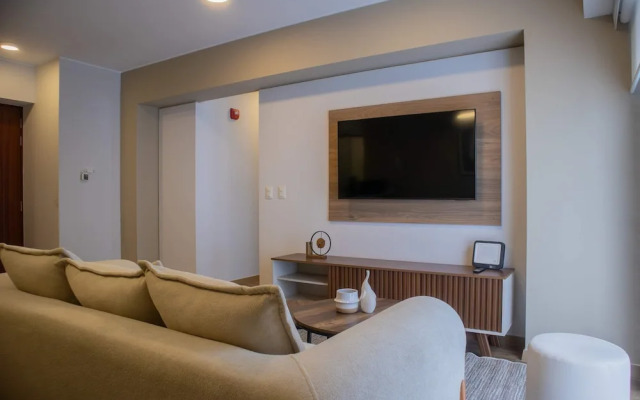 w Elegant 2BR w Distinctive Deco in Miraflores