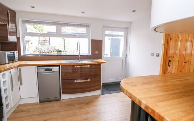 1 Poplar Terrace