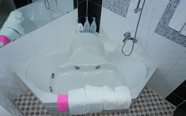 Aubeson Hotel