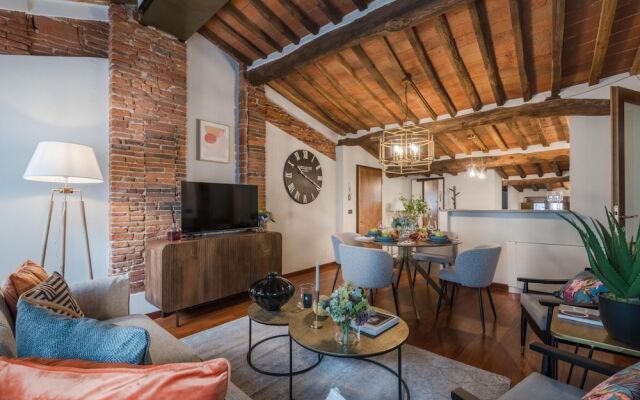 La Dorina Penthouse in Lucca