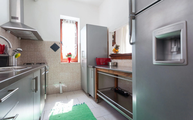 Hedera Estate, Hedera A1