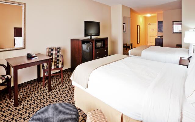 Holiday Inn Express Hotel & Suites Clovis by IHG