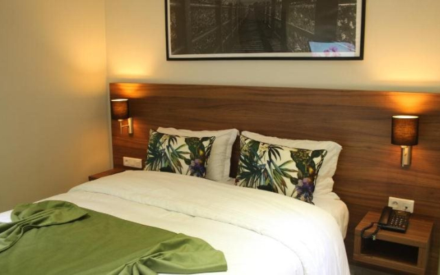 L'Escale Suites Residence by 7AV Hotels