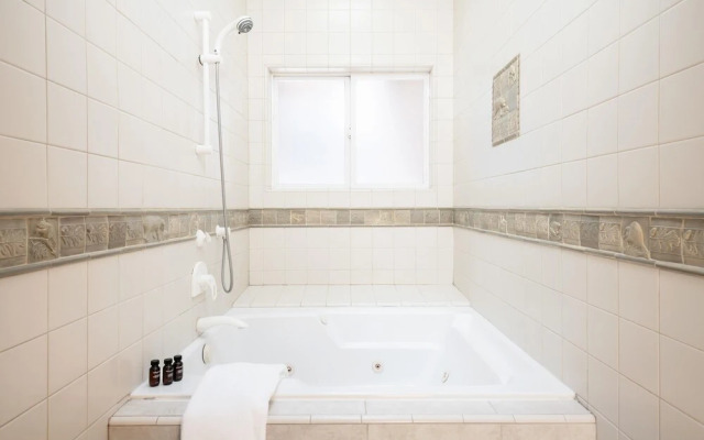 Tomahawk Dr - Hartwood