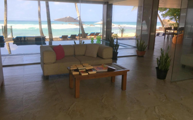 Sayura Beach Hotel