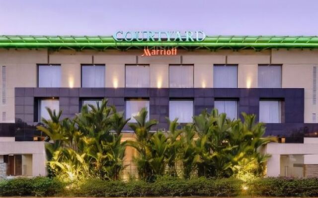 Courtyard Kochi Airport