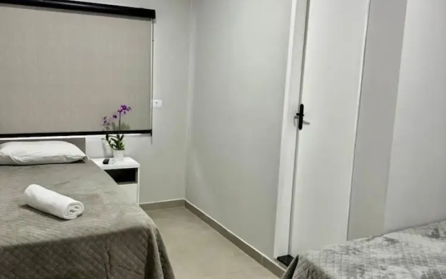 Della Economy Hotel