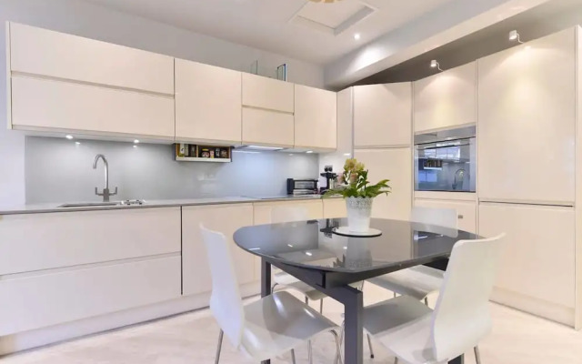 Elegant Flat 5mins Walk From Tate Britain,sleeps 4