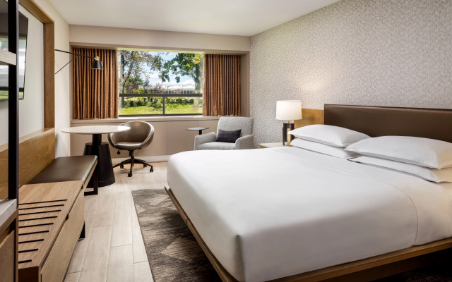 Sheraton Montreal Airport Hotel