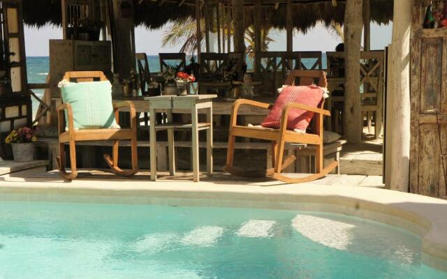 Punta Piedra Beach Posada