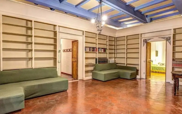 Campo de Fiori 3 bedroom apartment