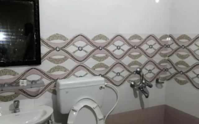 Goroomgo PM Guest House Bhubaneswar