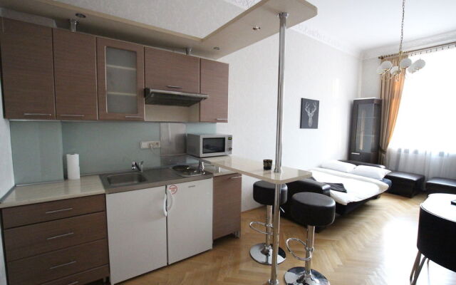 Rainbow Apartments 2