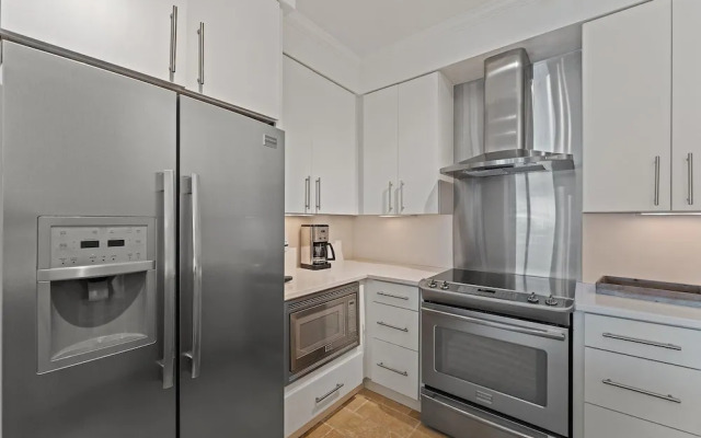 Shipwatch Riverside E905