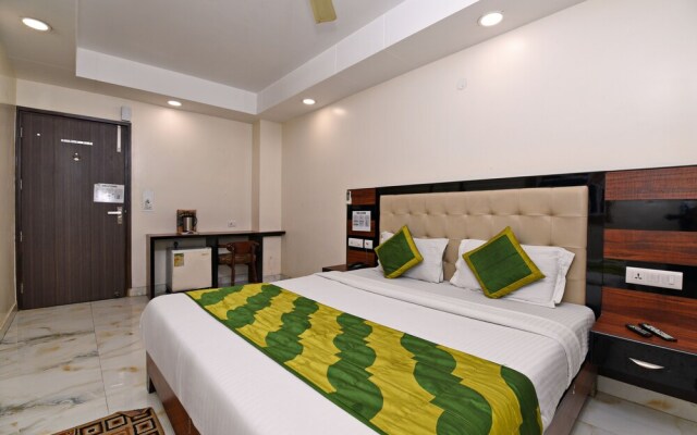 Hotel Blue Pearl Noida
