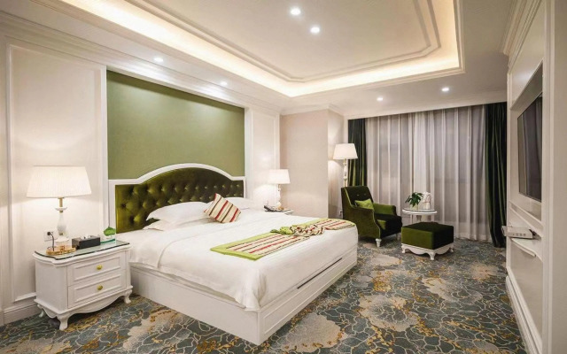 Fuzhou Meilun Hotel