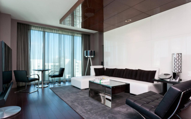Hotel Beaux Arts, Autograph Collection