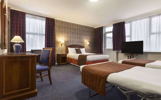 Ramada by Wyndham Crawley Gatwick