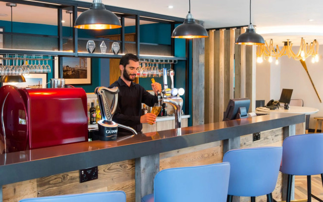 ibis Plymouth