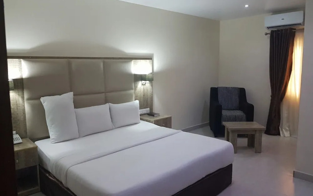 Eros Hotel and Suites Lekki