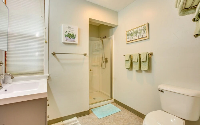 Downtown Traverse City Home - Walk to Beaches!