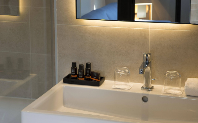 Le 10 Bis Hotel