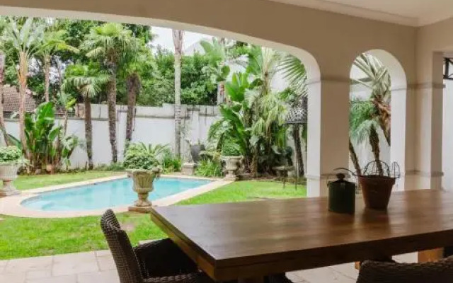 Mont d'Or Sandton Villas