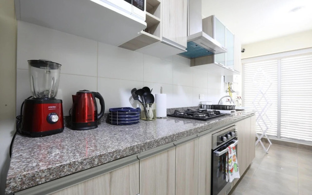 Oceanview 10th Floor Fam Apt W/ Great Common Areas