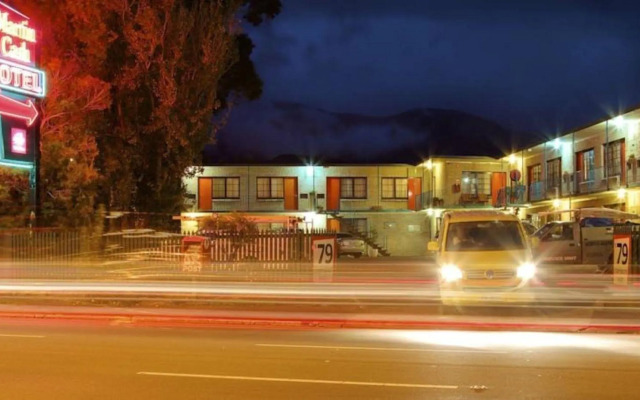 Martin Cash Motel