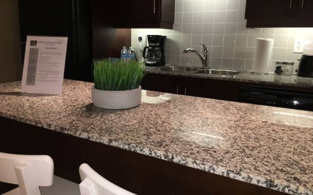 Duke Suites