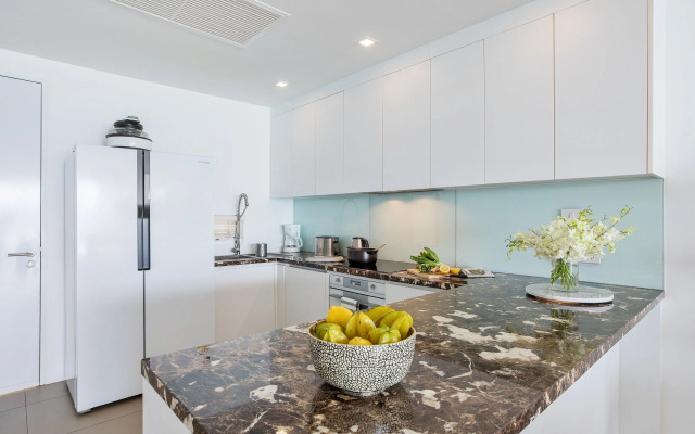 Luxury Apartment Unique Residences