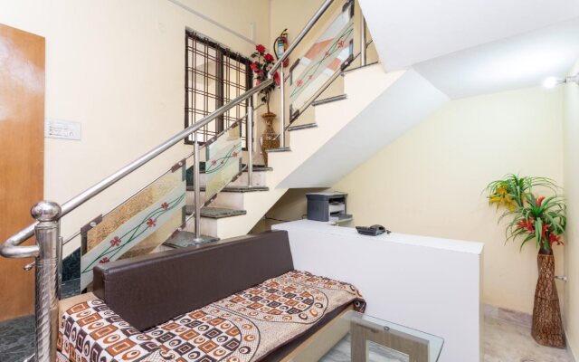 Oyo 30185 Ole Homes Mannipuram