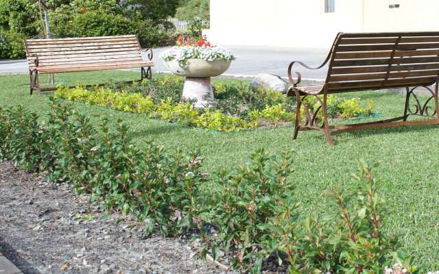 SureStay Hotel by Best Western The Clarence on Melville