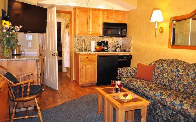 GetAways at Olympic Village Inn