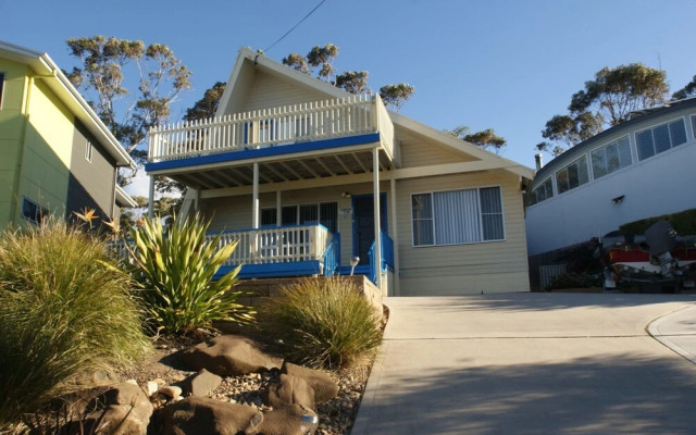 Shimoda On Illabunda Mckenzies Beach