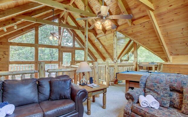 Autumn Leaves 1 Bedroom 1 Bathroom Cabin