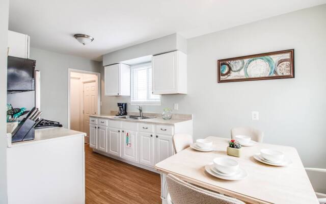 Beautiful retreat Home Near Auburn Hills/Waterford