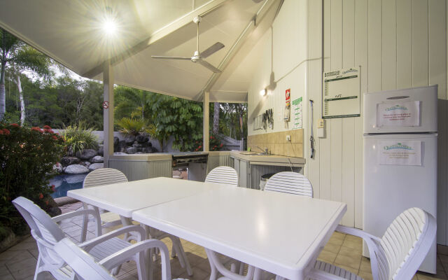 Seascape Holiday at the Queenslander