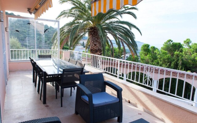 Villa With 5 Bedrooms in El Mas Fumats, With Private Pool, Enclosed Ga