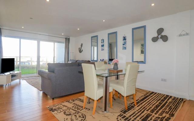 47 Bredon Court