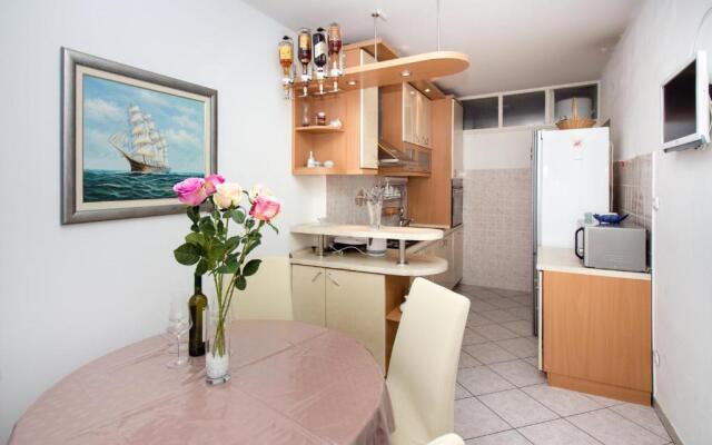 Apartment Luce