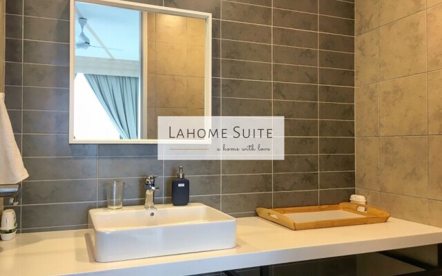 The Robertson Kuala Lumpur Lahome Suite