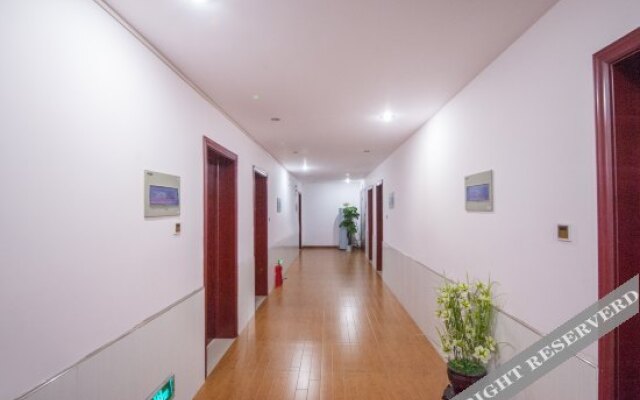 Rujia Hotel