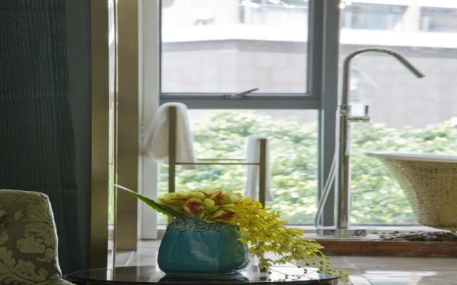 GreenTree Eastern Shenzhen Luohu East Gate Hotel