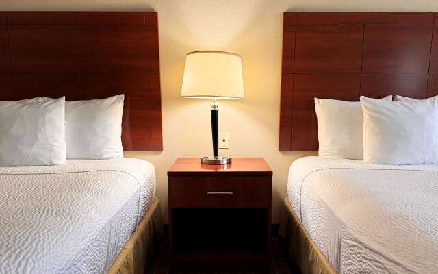 Ramada by Wyndham College Station