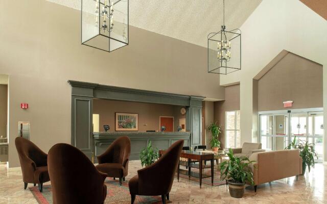 DoubleTree Suites by Hilton Hotel Mt. Laurel