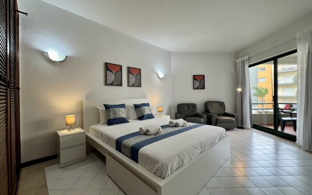 Vilamoura Central Beach 2 by Homing