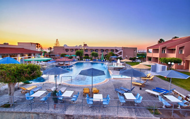 ILIOS APARTHOTEL(Tigaki)