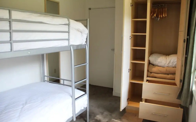The Ridge Hotel & Apartments
