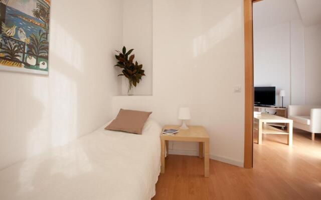 You Stylish Sagrada Familia Apartments